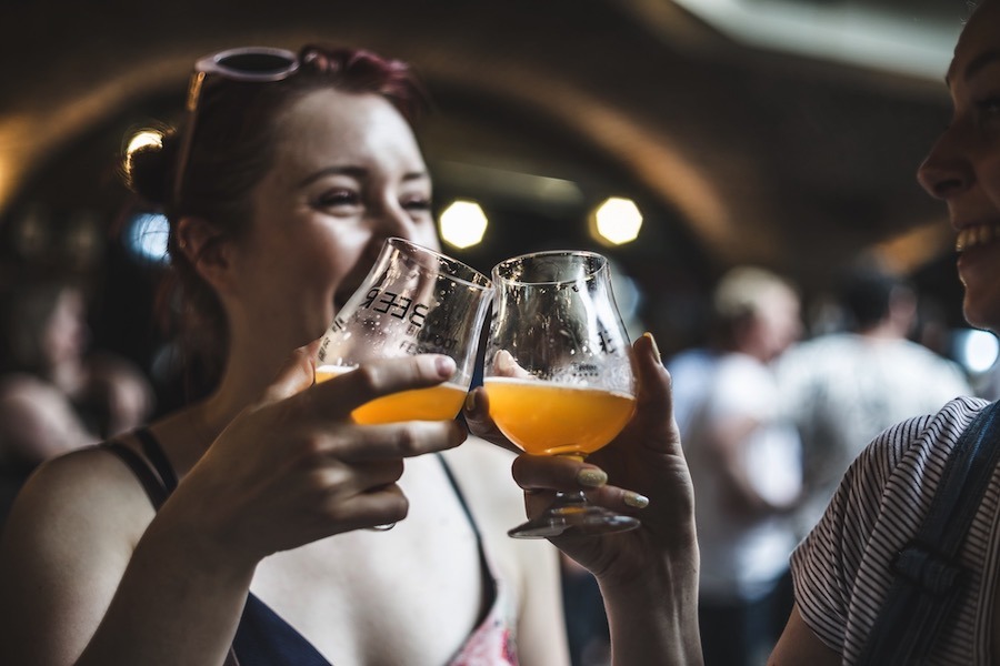 Enjoy the beer craft festival this summer with your friends