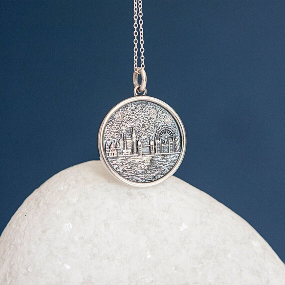 Sterling silver London skyline pendant, one of the perfect jewelery gift ideas for london lovers