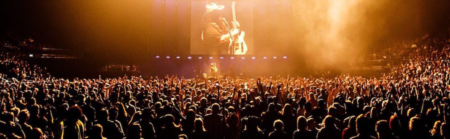 What To Do in London In March - Attend the Country to Country Music Festival