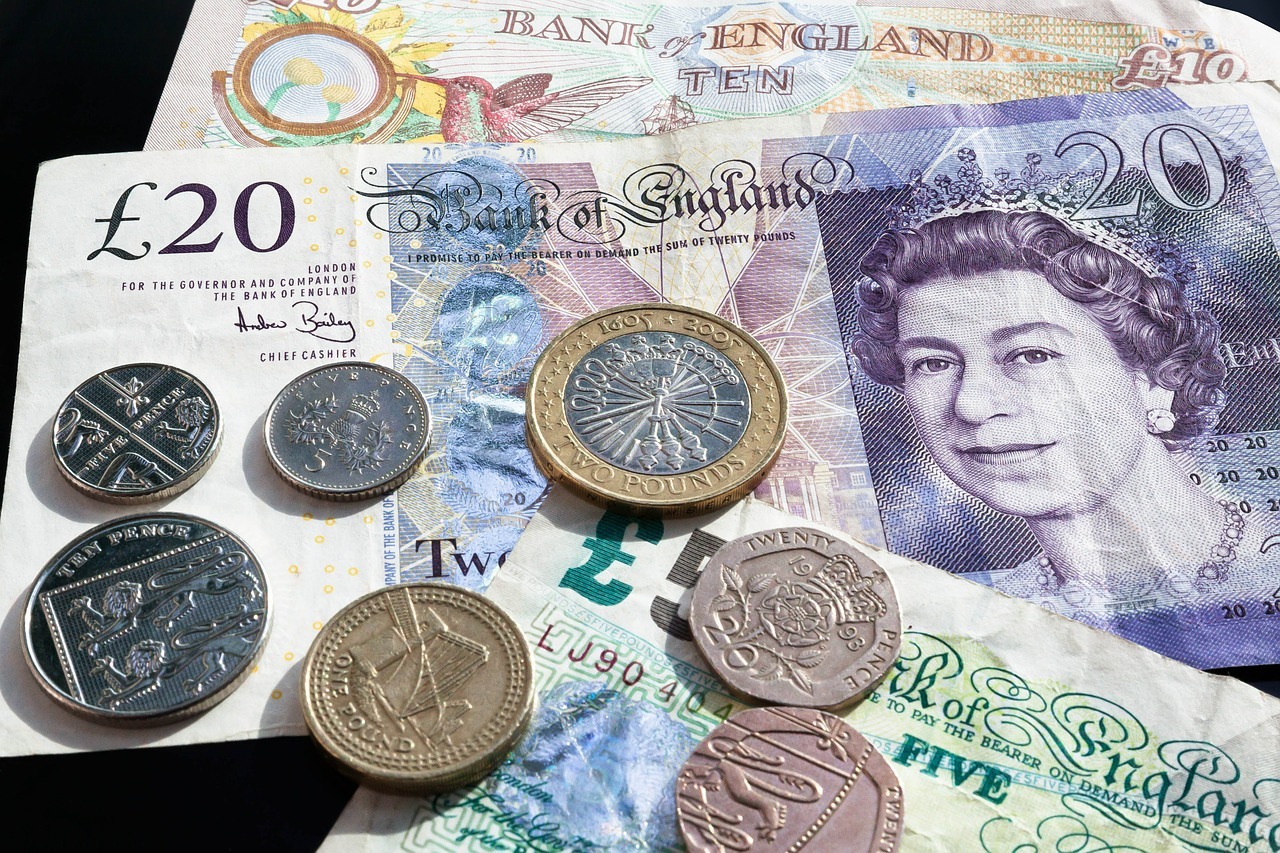 When do you tip in London? A London tipping guide