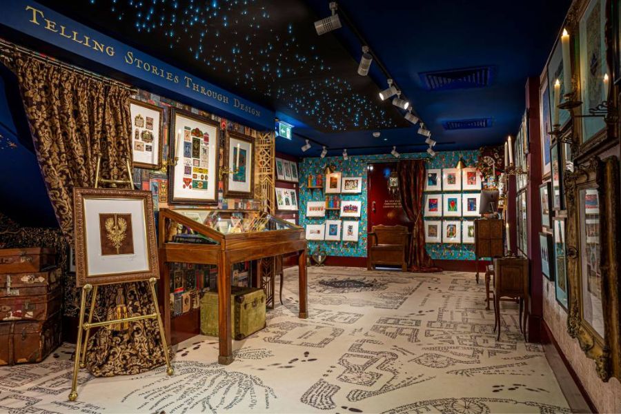 Visting MinaLima for some awesome wizarding world artifacts is one of the top things to do in London for Harry Potter fans