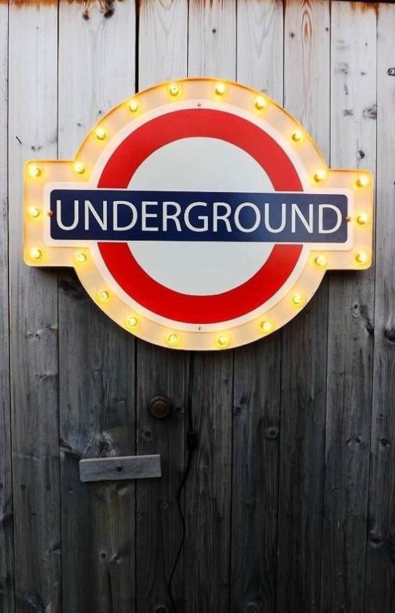 10 Adorable Things on Etsy Every London Lover Should Get